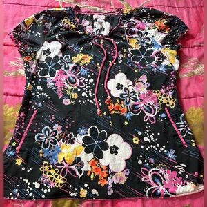 Vibrant Koi Floral Women's Scrub Top - Black and Multicolor